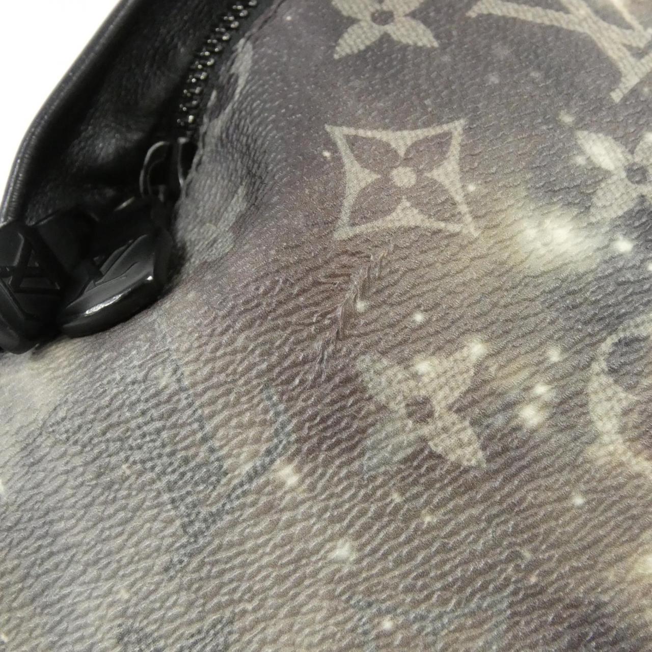Louis Vuitton Monogram Discovery Bum Bag Shoulder Bag