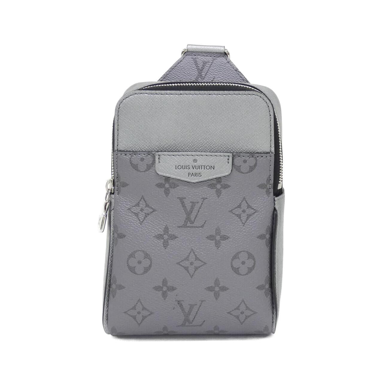 Louis Vuitton Taiga Lama Outdoor Shoulder Bag