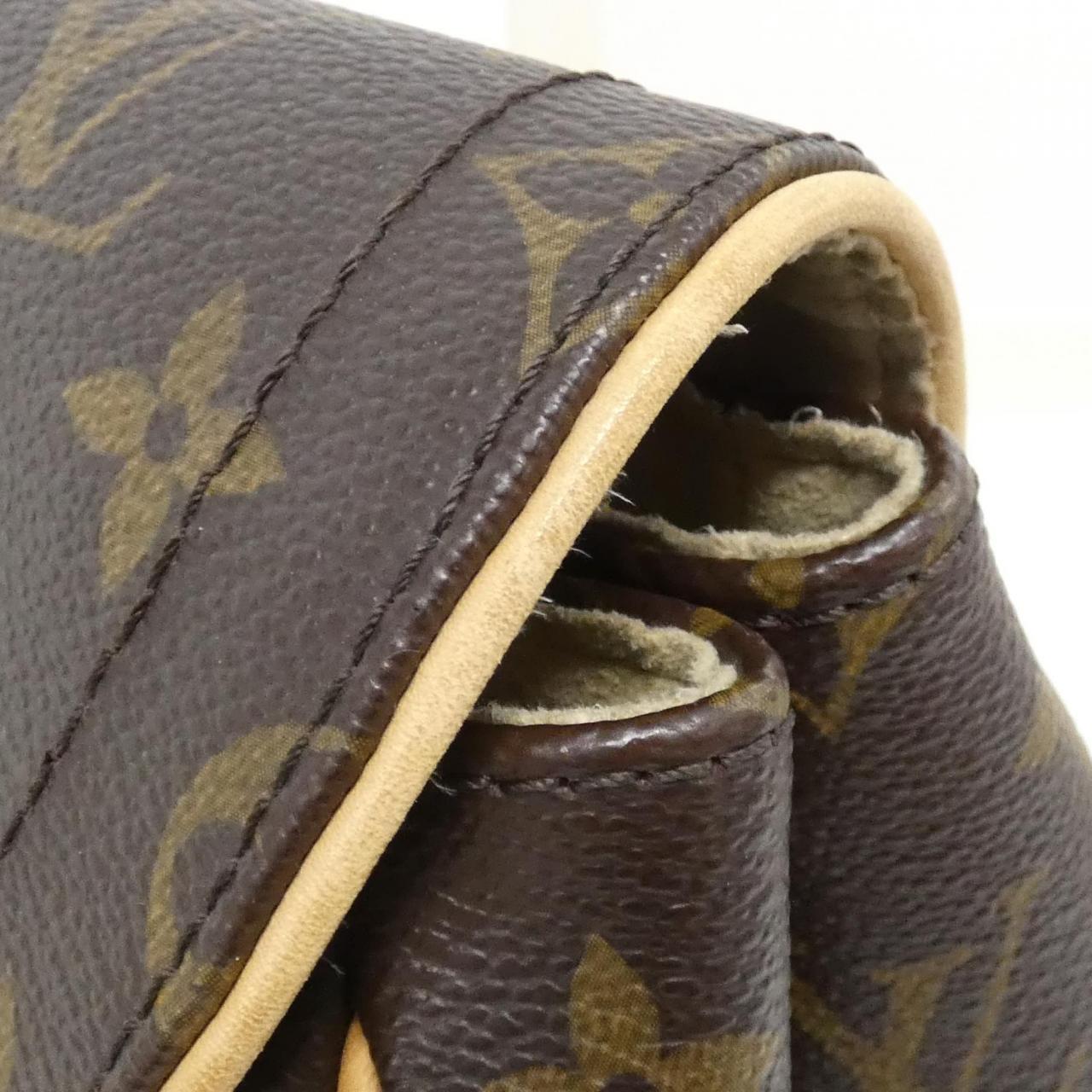 Louis Vuitton Monogram Shoulder Bag
