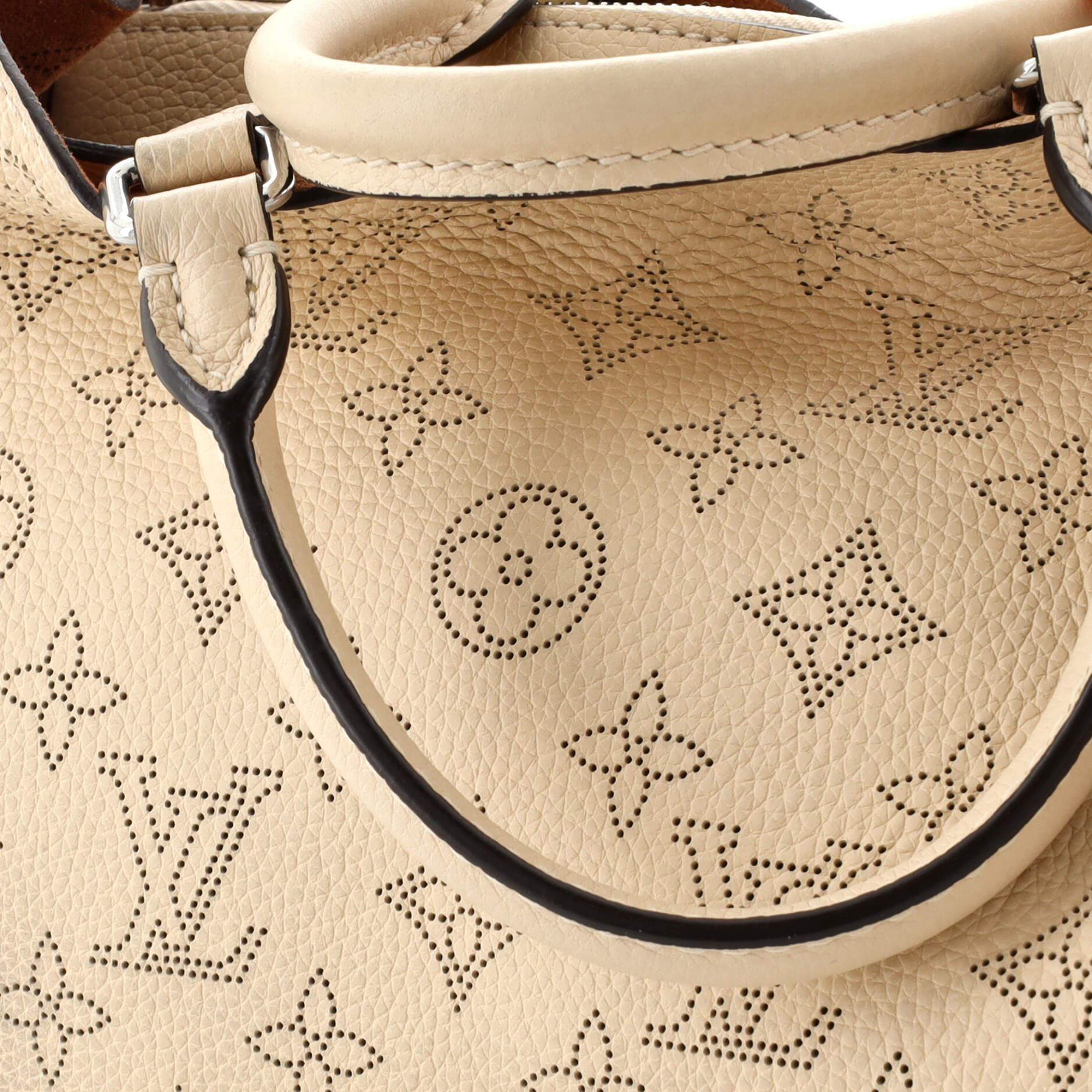 Louis Vuitton Bella Tote Mahina Leather