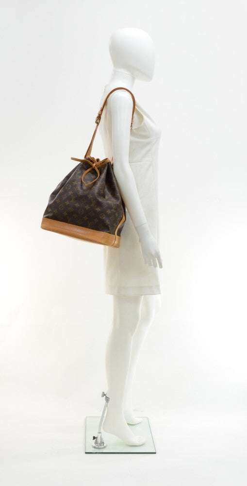 Louis Vuitto Noe Monogram Canvas Shoulder Bag