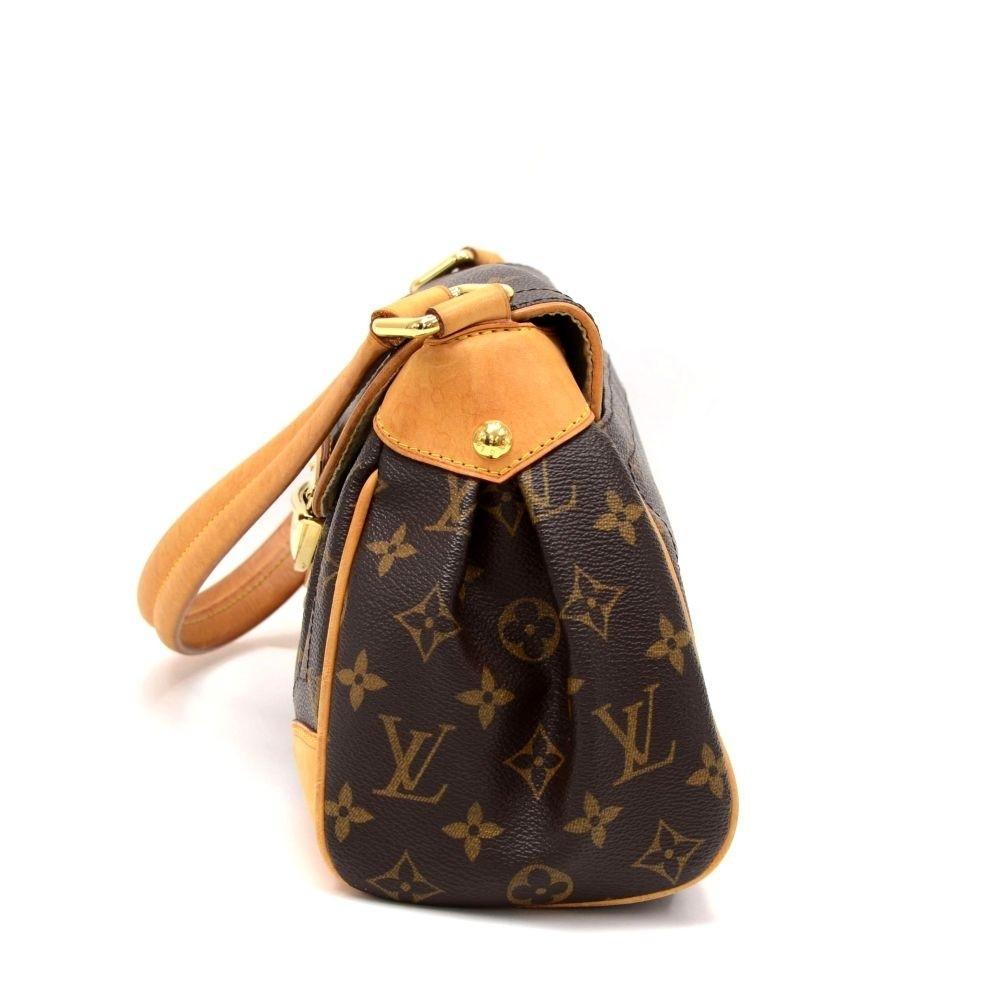Louis Vuitto Beverly MM Monogram Canvas Shoulder Bag