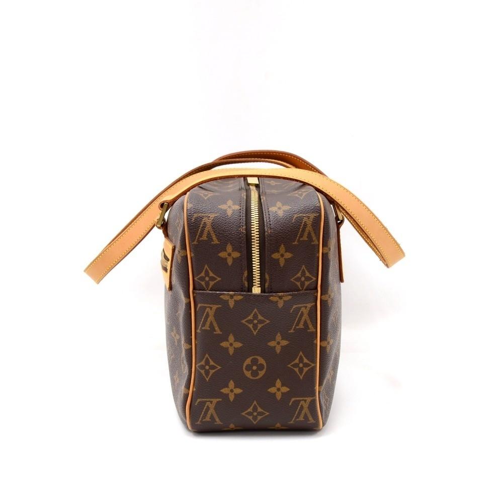 Louis Vuitto Cite GM Monogram Canvas Shoulder Bag