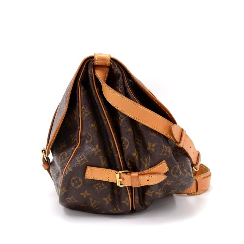 Louis Vuitto Saumur 35 Monogram Canvas Shoulder Bag