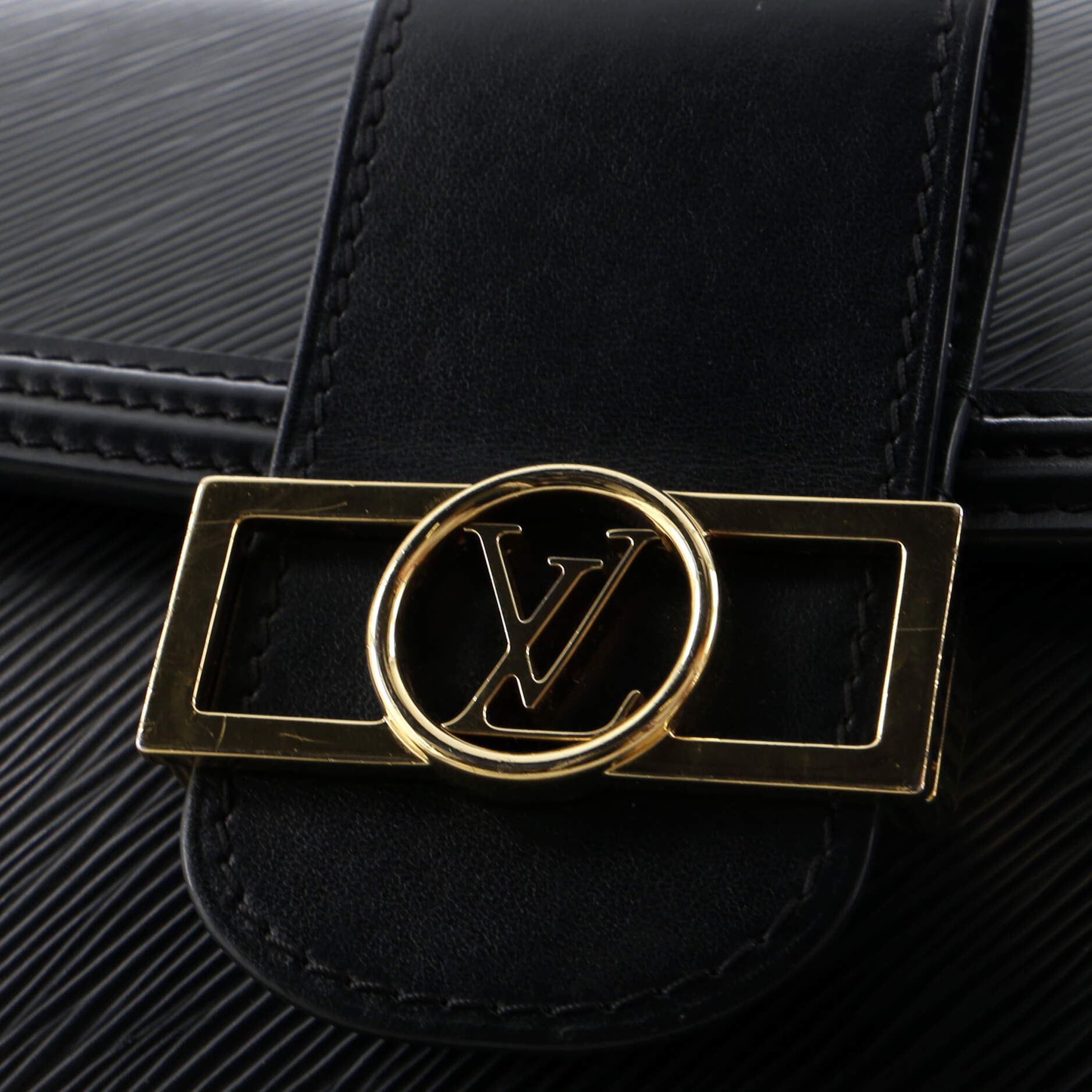 Louis Vuitton Dauphine Shoulder Bag Epi Leather MM