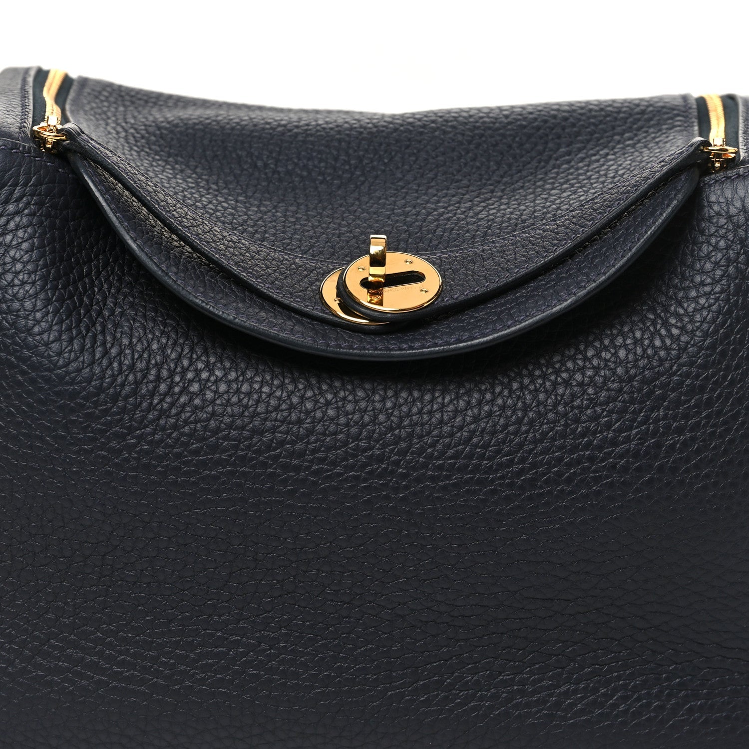 Taurillon Clemence Lindy 26 Caban