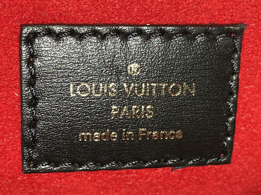 Louis Vuitton OnTheGo Tote Limited Edition Fall in Love Monogram Canvas MM