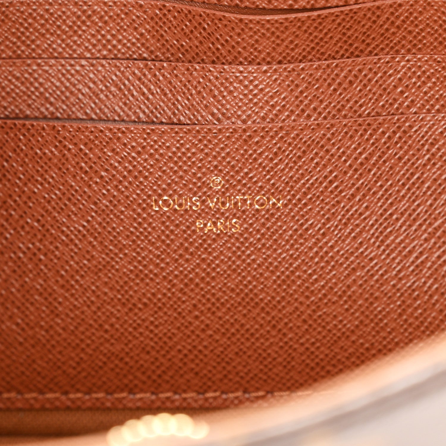 Monogram Ivy Wallet On Chain
