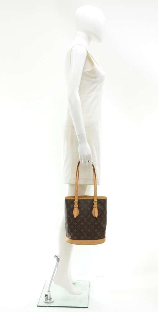 Louis Vuitto Bucket PM Monogram Canvas Shoulder Bag