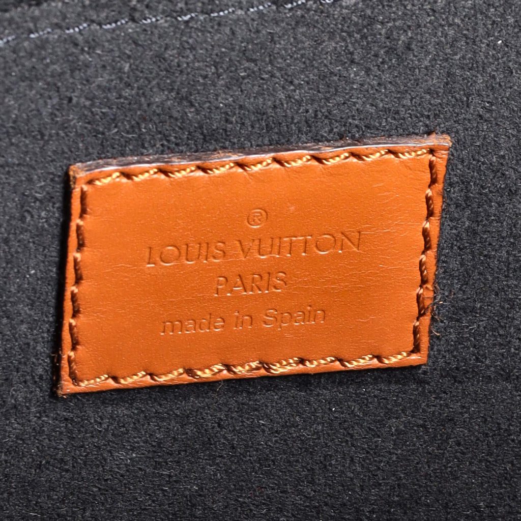 Louis Vuitton Dauphine Shoulder Bag Reverse Monogram Canvas MM