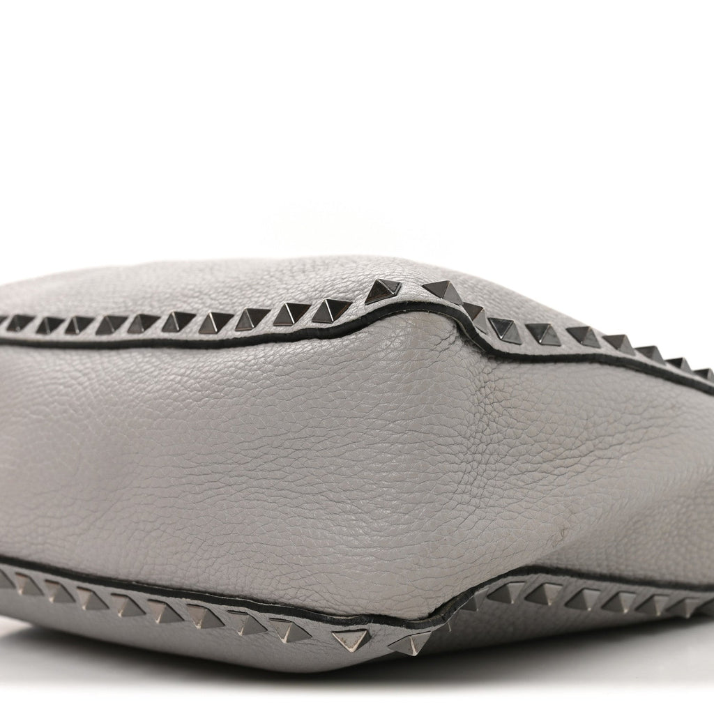 Pebbled Calfskin Small Rockstud Flip-Lock Messenger Bag Grey