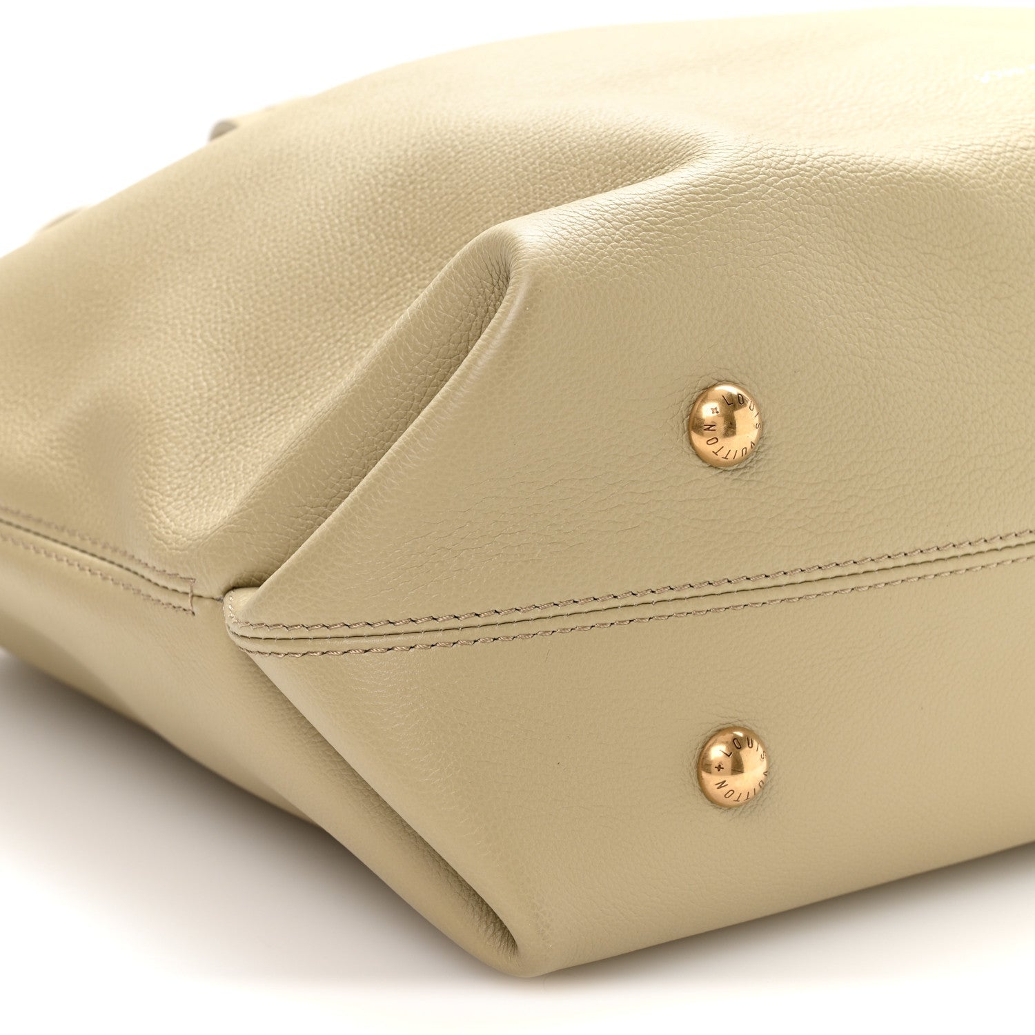 Grained Calfskin Low Key Cabas MM Clay