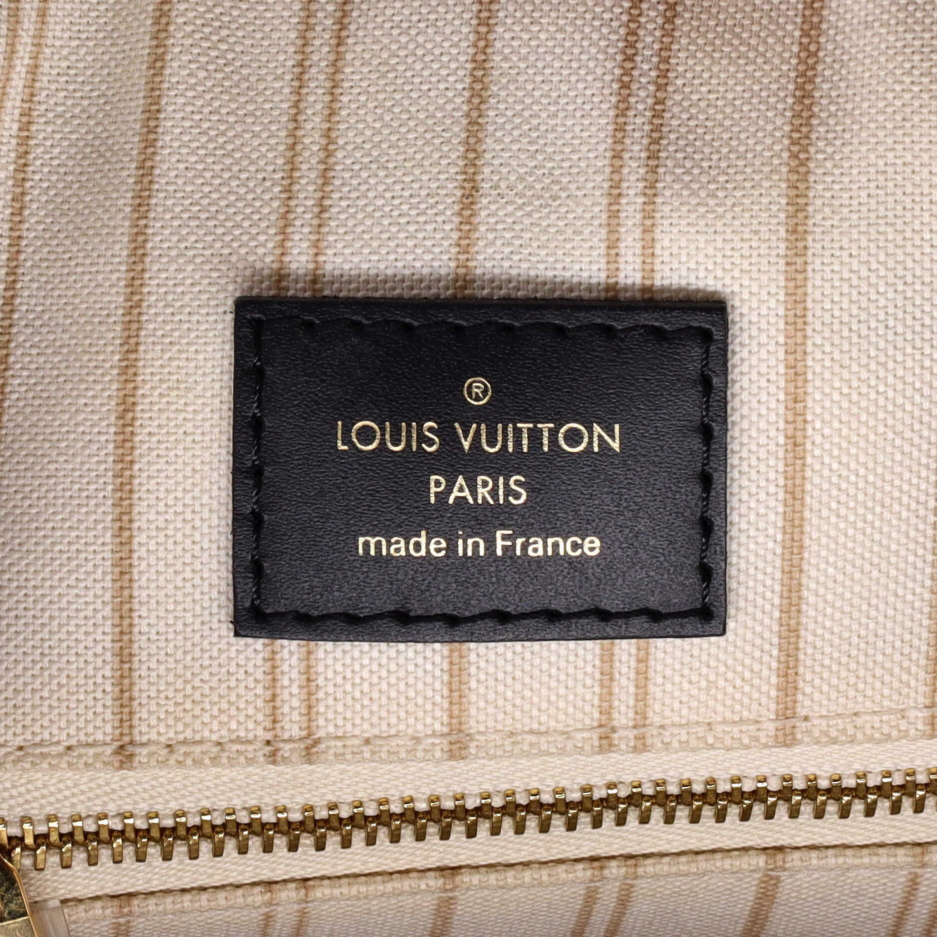 Louis Vuitton OnTheGo Tote Limited Edition Jungle Monogram Giant GM