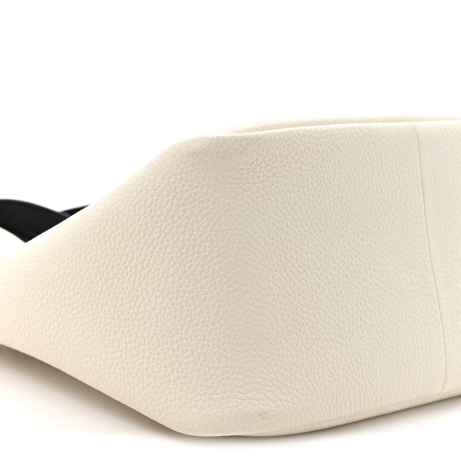 Vitello Daino Soft Medium Dynamique Tote White Black