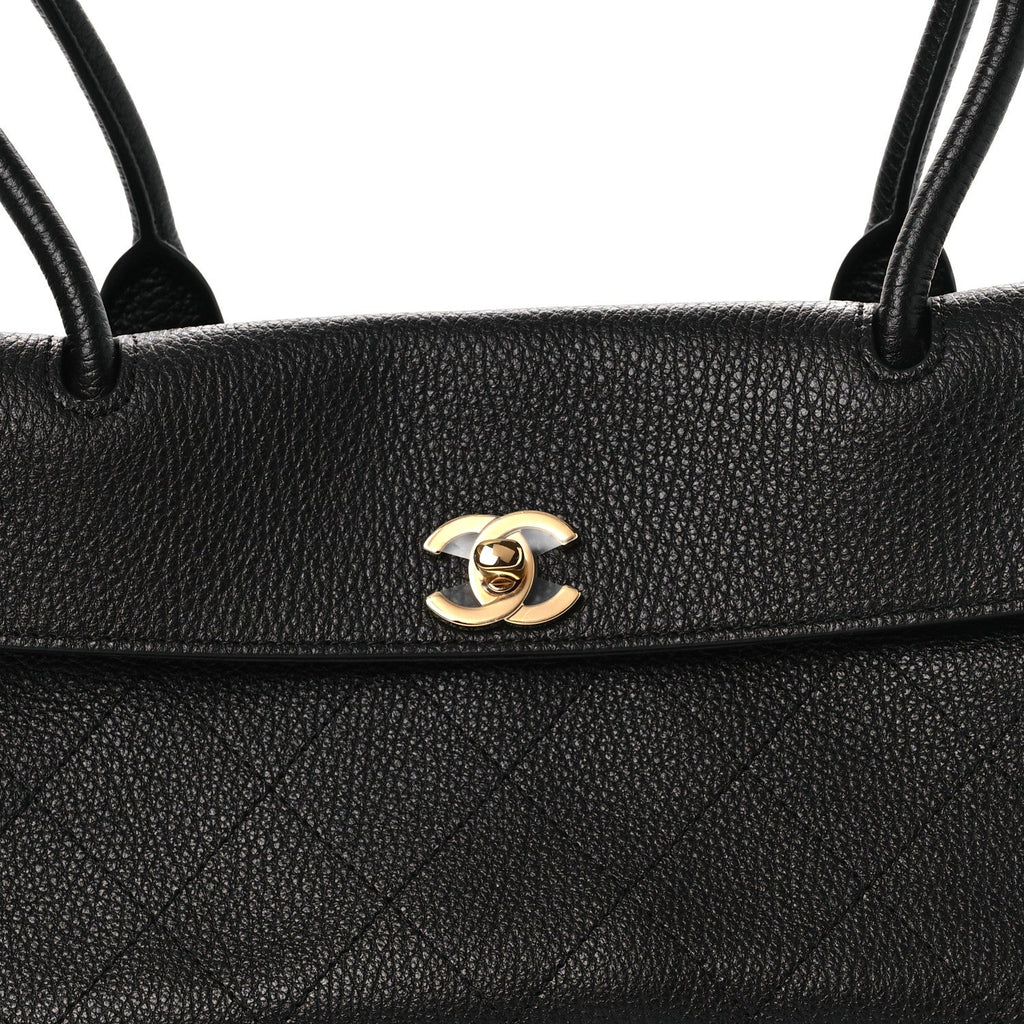 Grained Calfskin Stitched Urban Essentials Small Shopping Bag Black