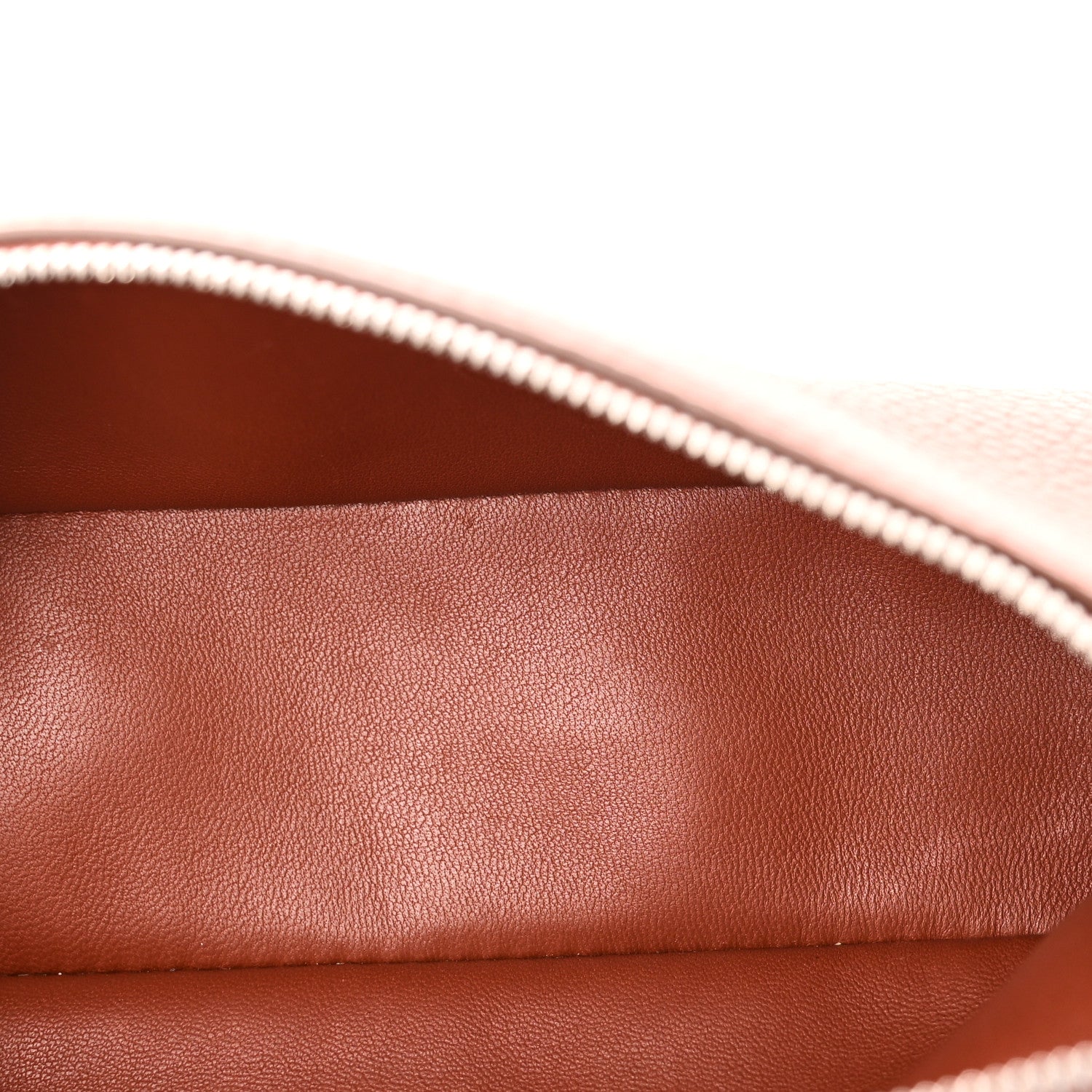 Grained Calfskin L19 Extra Pocket Pouch Kummel