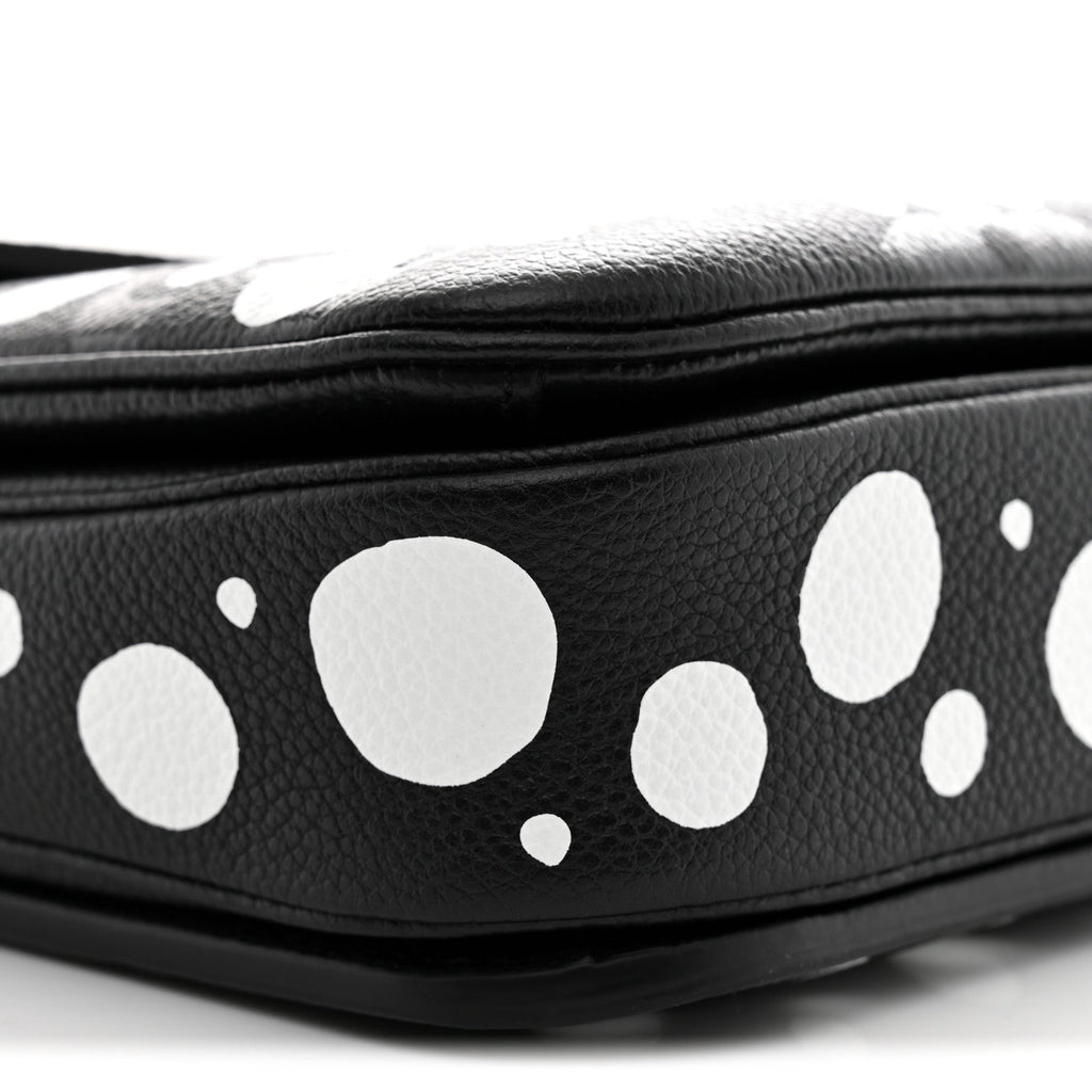 LV X YK Empreinte Monogram Giant Pochette Metis Black