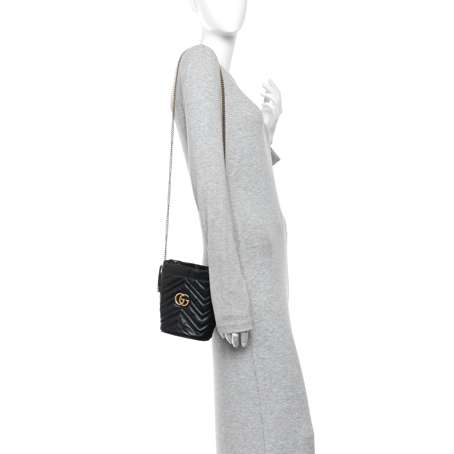 Calfskin Matelasse Mini GG Marmont 2.0 Bucket Bag Black
