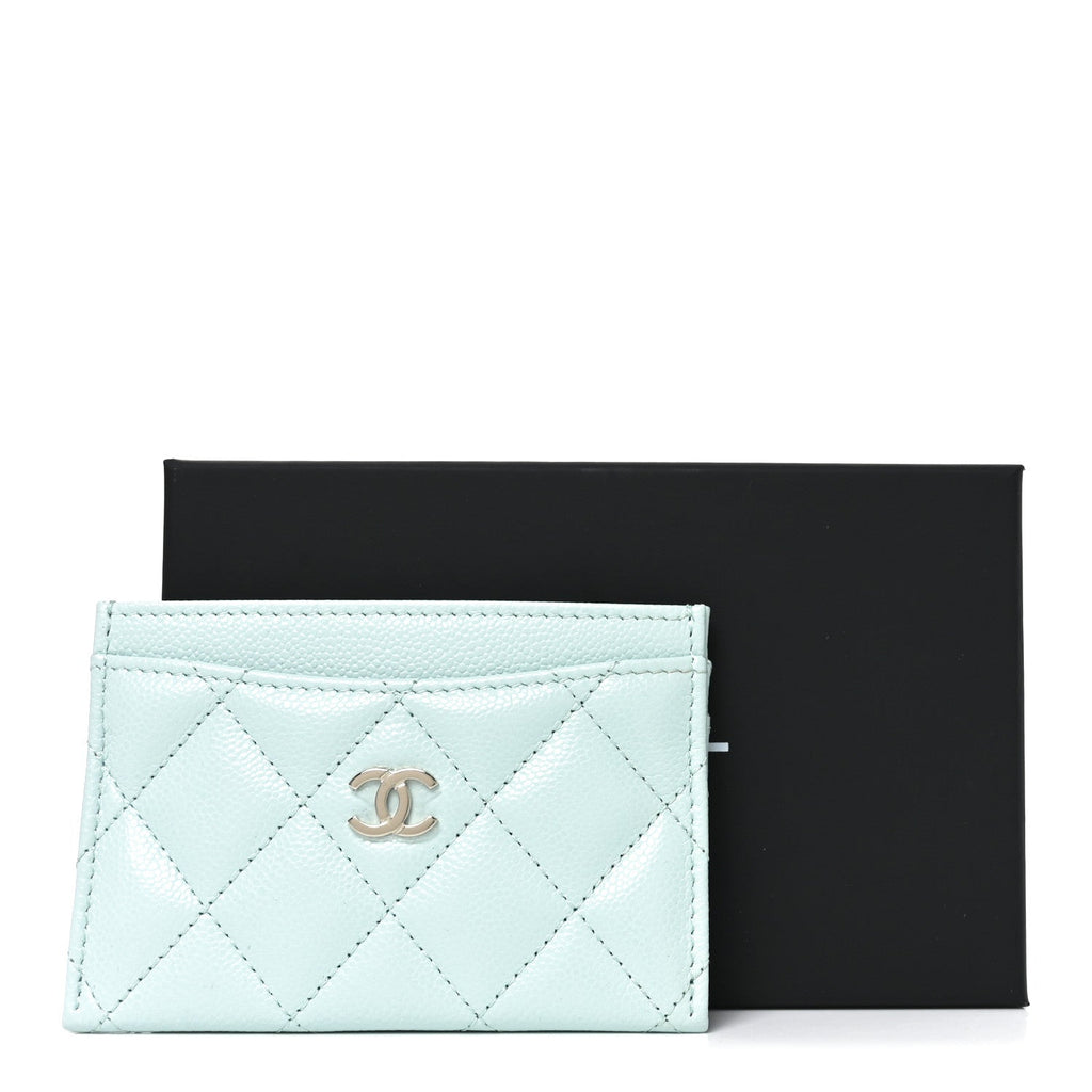Caviar Quilted Card Holder Light Blue