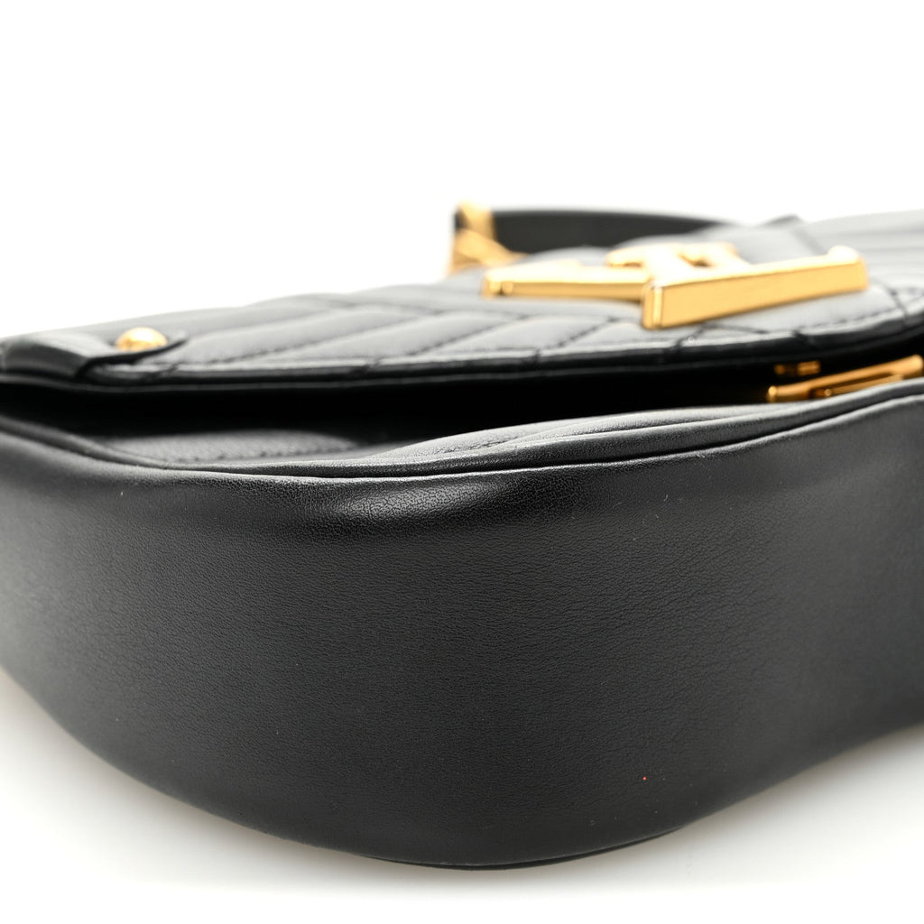 Calfskin New Wave Chain MM Black