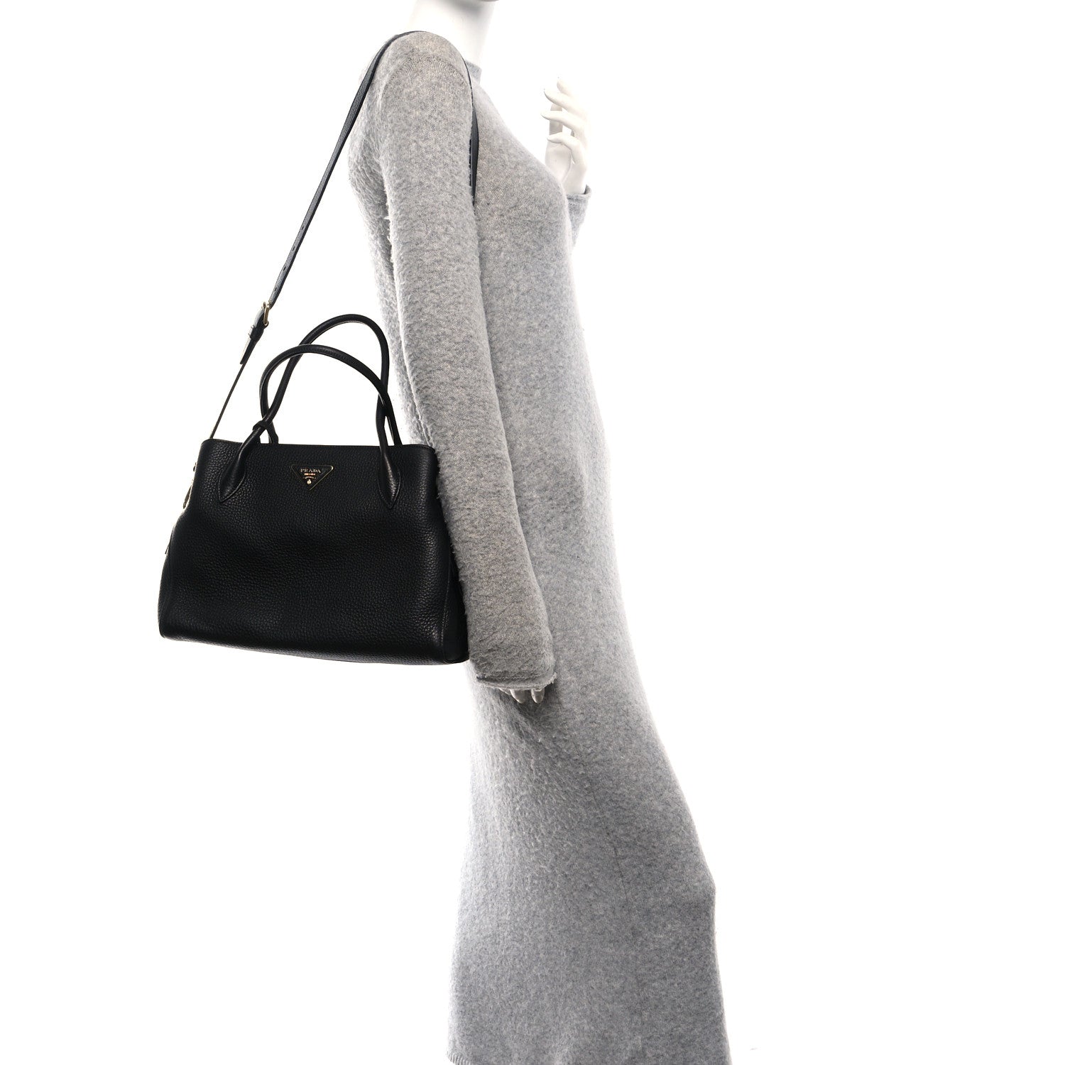 Vitello Daino Soft Zippered Top Handle Bag Black