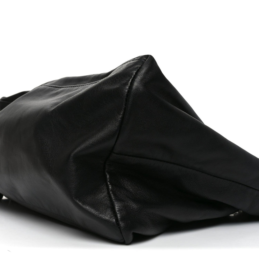 Soft Calf Chain Tote Black