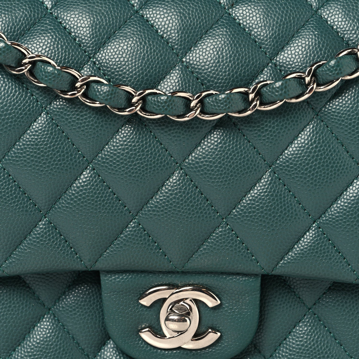 Caviar Quilted Medium Double Flap Green