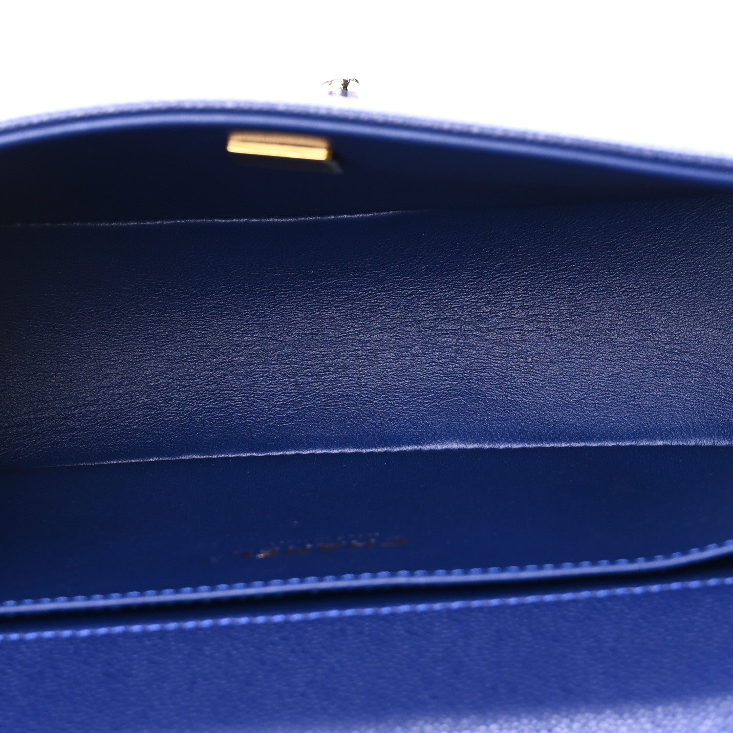 Caviar Quilted Medium Boy Flap Blue