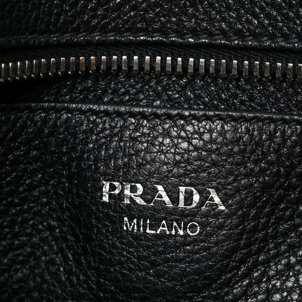 Vitello Phenix Tote Black