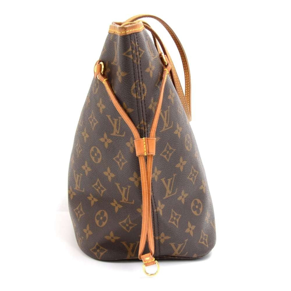 Louis Vuitto Neverfull MM Monogram Canvas Tote Bag