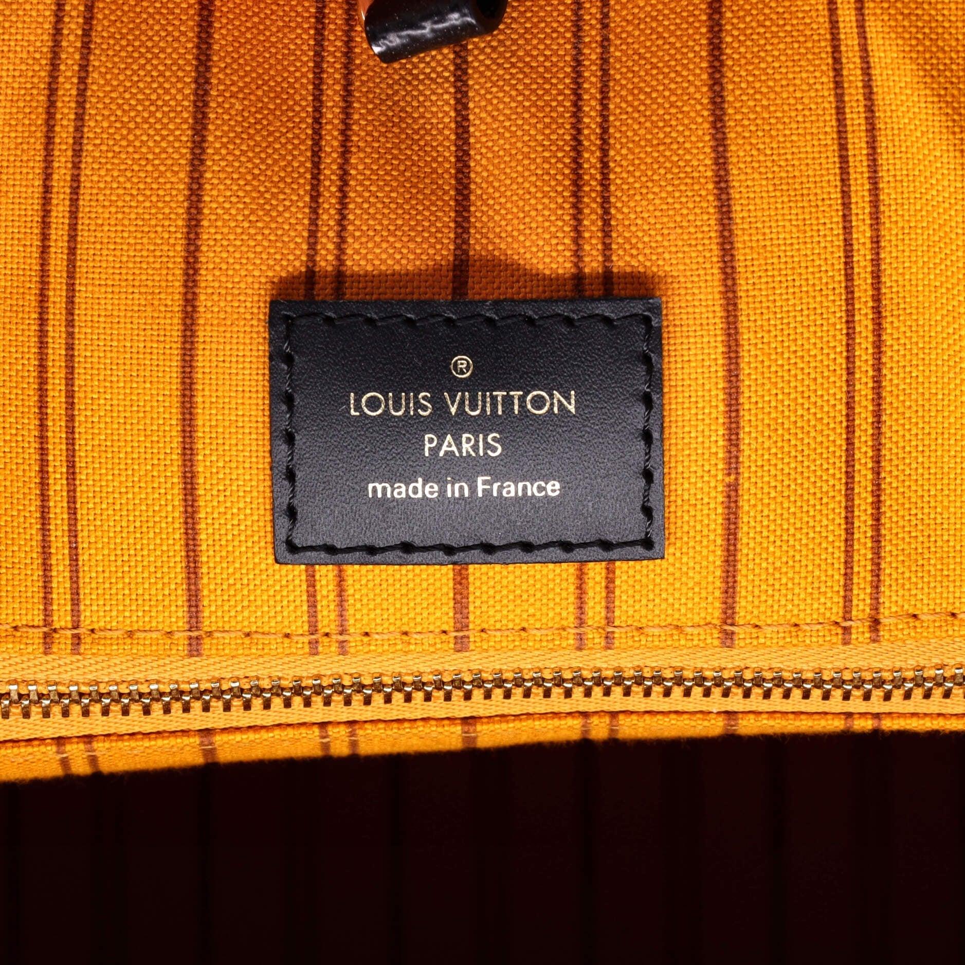 Louis Vuitton OnTheGo Tote Limited Edition Jungle Monogram Giant GM