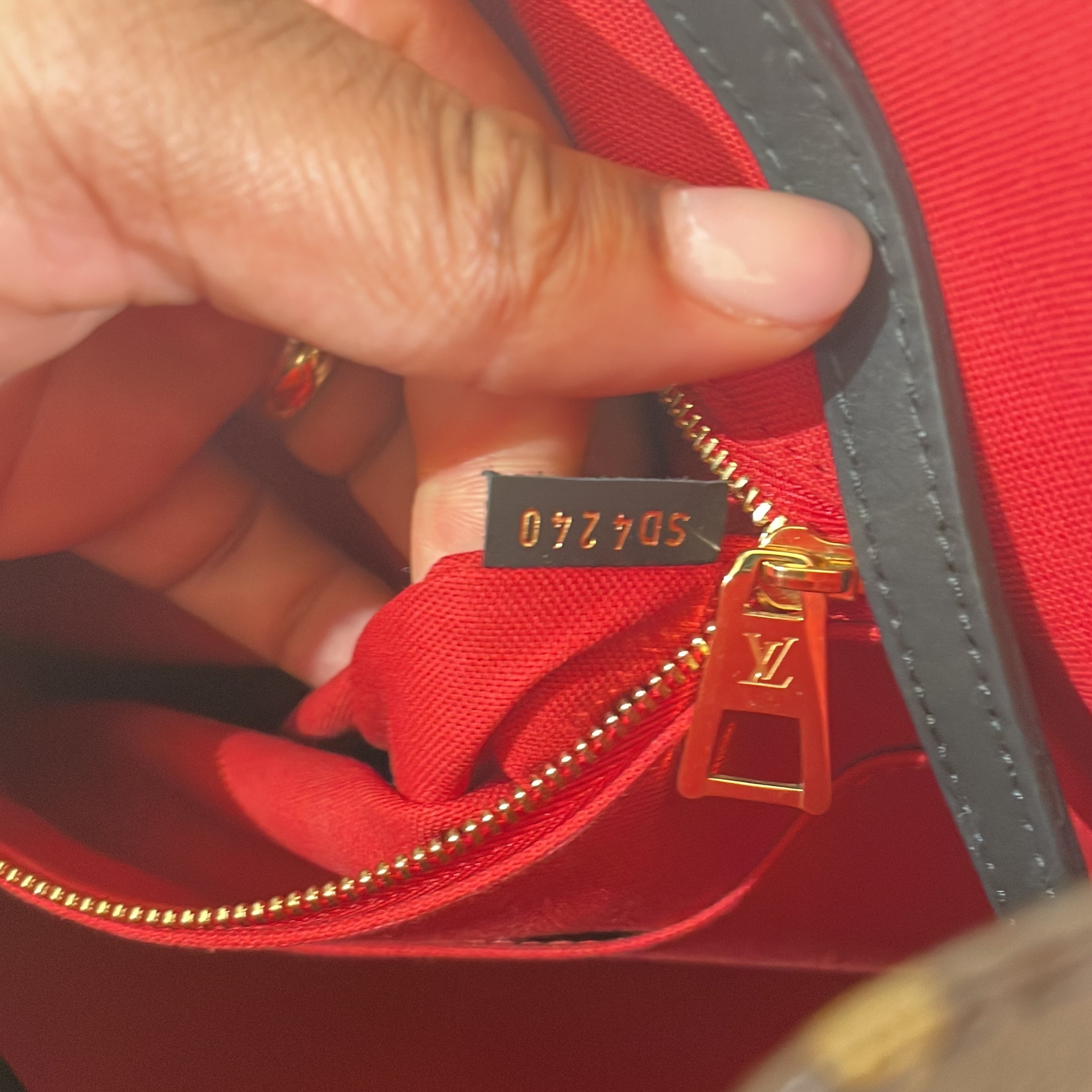 Louis Vuitton OnTheGo Tote Reverse Monogram Giant GM