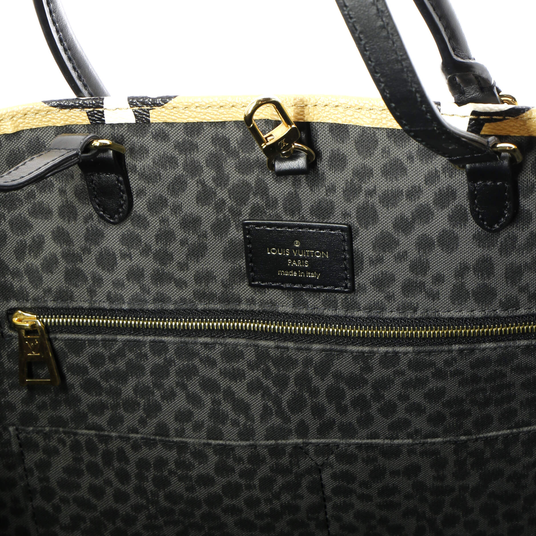 Louis Vuitton OnTheGo Tote Wild at Heart Monogram Giant GM