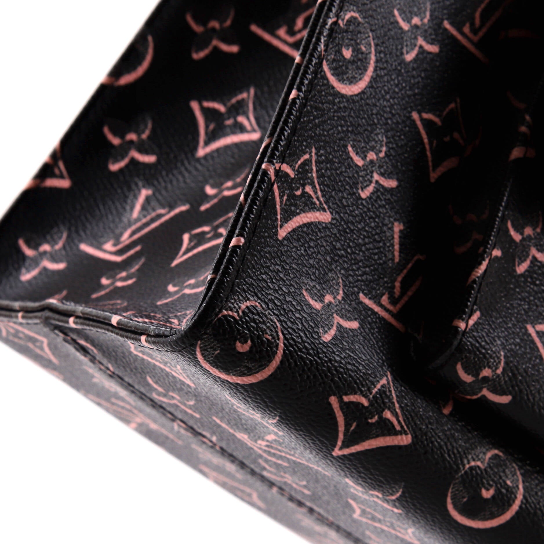 Louis Vuitton OnTheGo Tote Fall for You Monogram Canvas MM