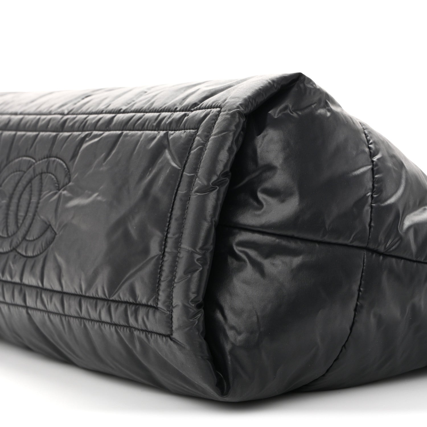 Lambskin Quilted Large Coco Cocoon Reversible Tote Black