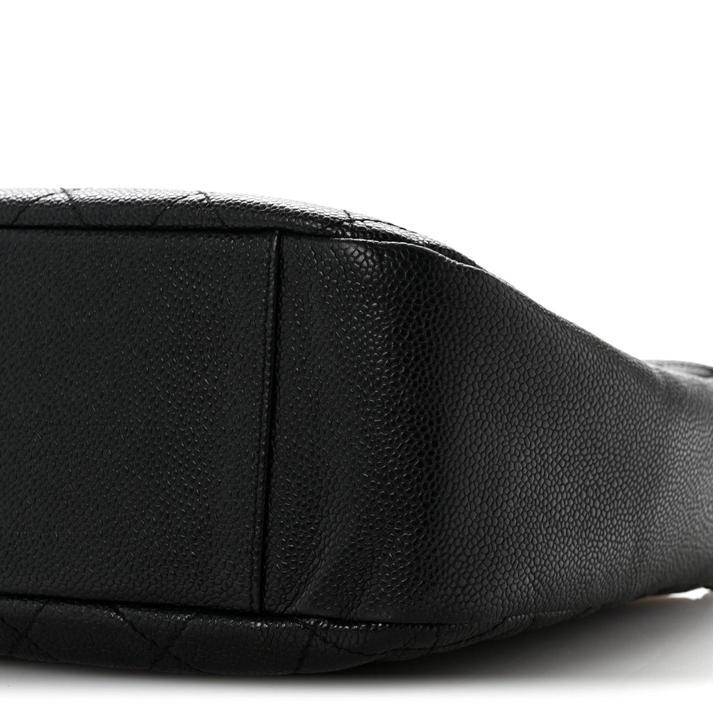 Caviar Quilted Timeless CC Shoulder Bag Black