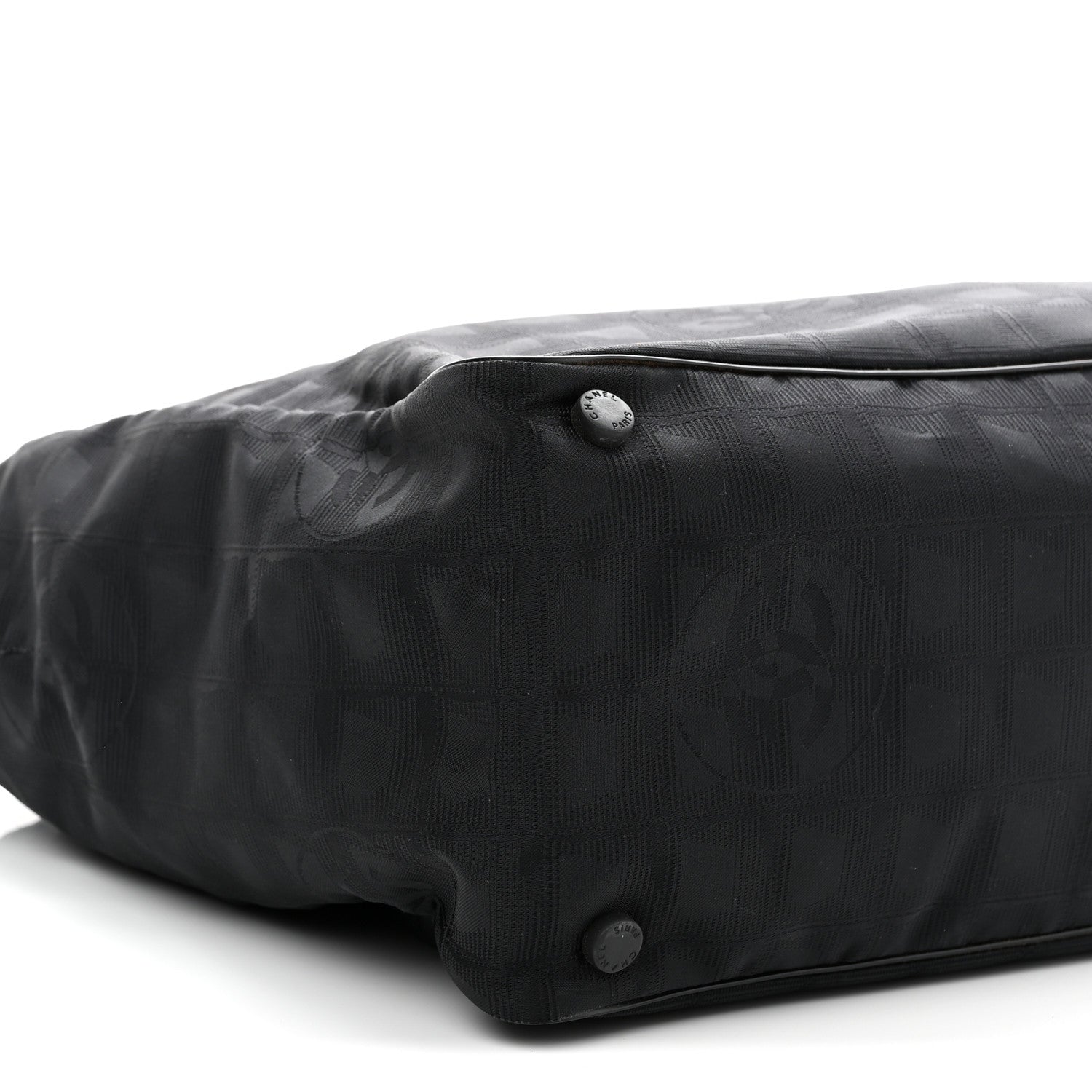 Nylon Medium Travel Tote Black