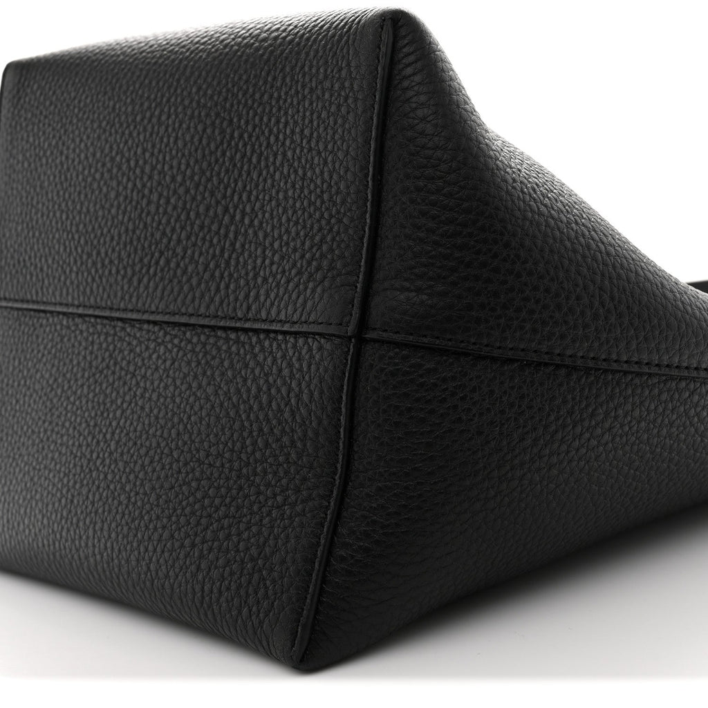 Grained Calfskin Medium N/S Park Black