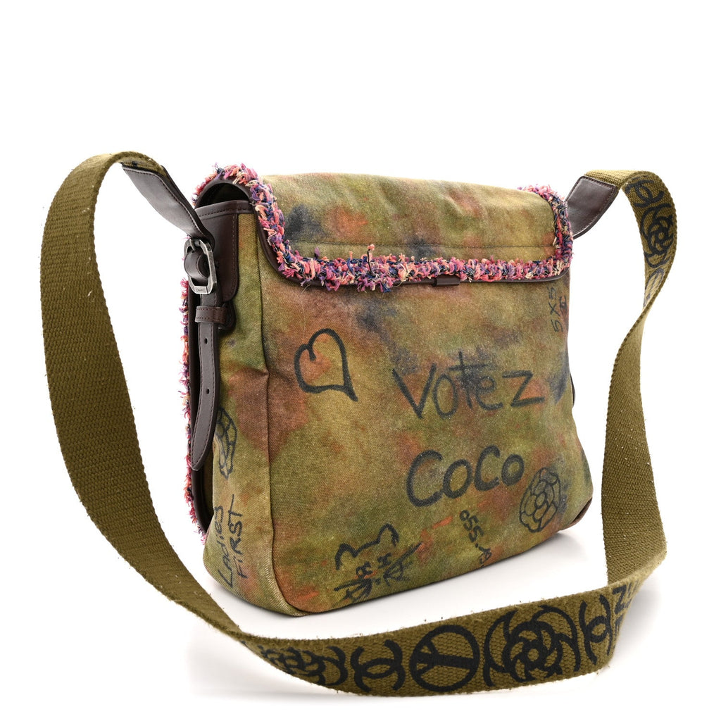 Washed Toile Graffiti On The Pavements Messenger Khaki Multicolor