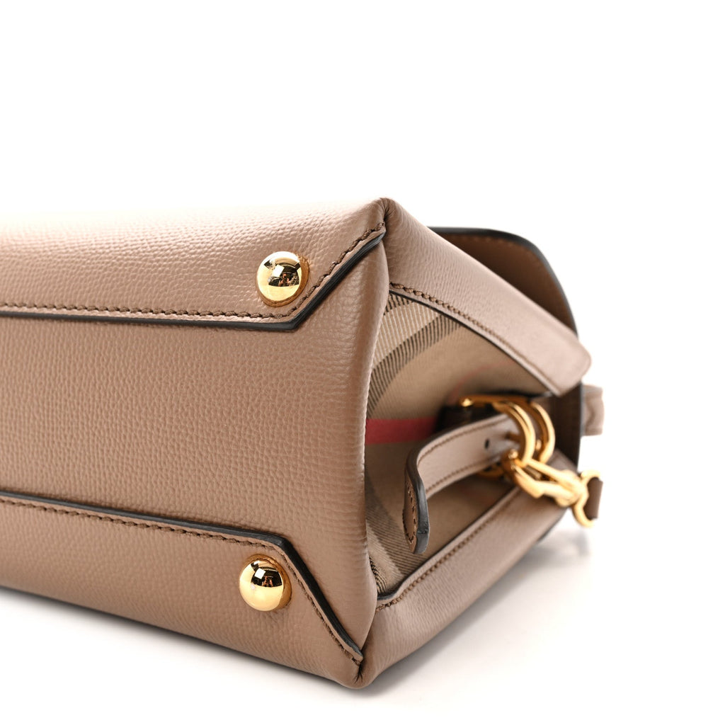 Derby Calfskin House Check Small Camberley Dark Sand