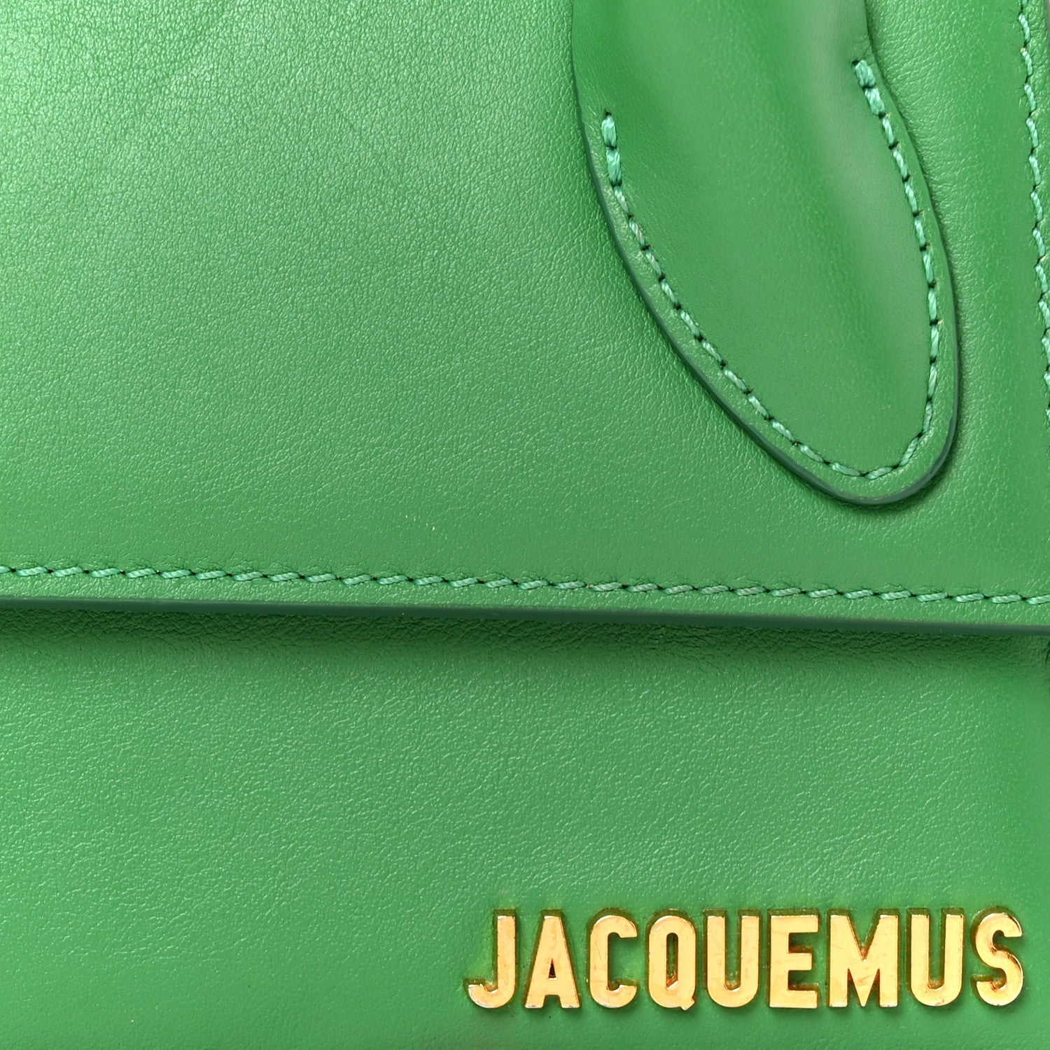 Smooth Calfskin Le Chiquito Long Green