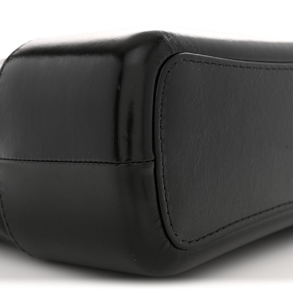 Aged Calfskin Quilted Medium Gabrielle Hobo Black