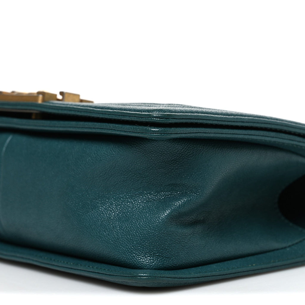 Caviar Quilted Medium Boy Flap Dark Green