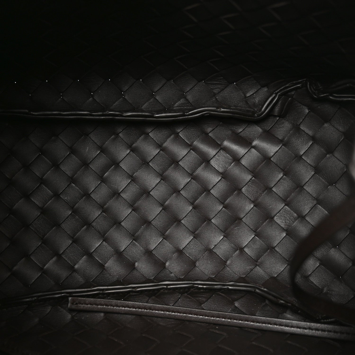 Nappa Intrecciato Medium Campana Shoulder Bag Fondant