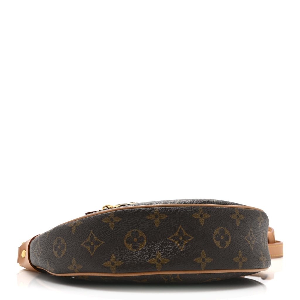 Monogram Loop