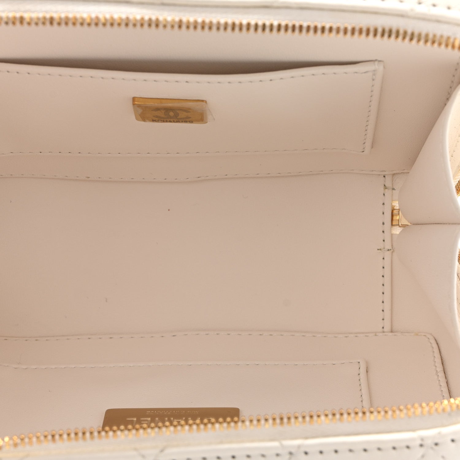 Lambskin Quilted Coco Click Bag White