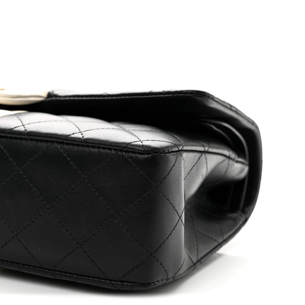 Lambskin Quilted Medium Double Flap Black White