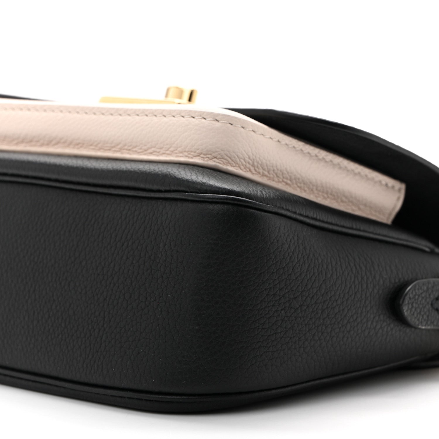 Grained Calfskin Lockme Tender Black