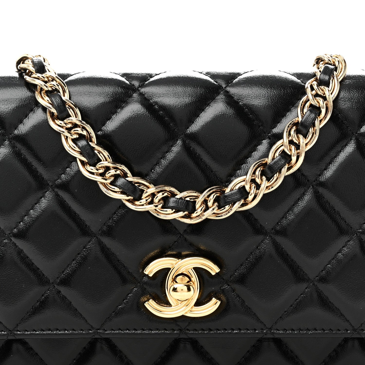 Shiny Lambskin Quilted Golden Links Wallet On Chain WOC Black