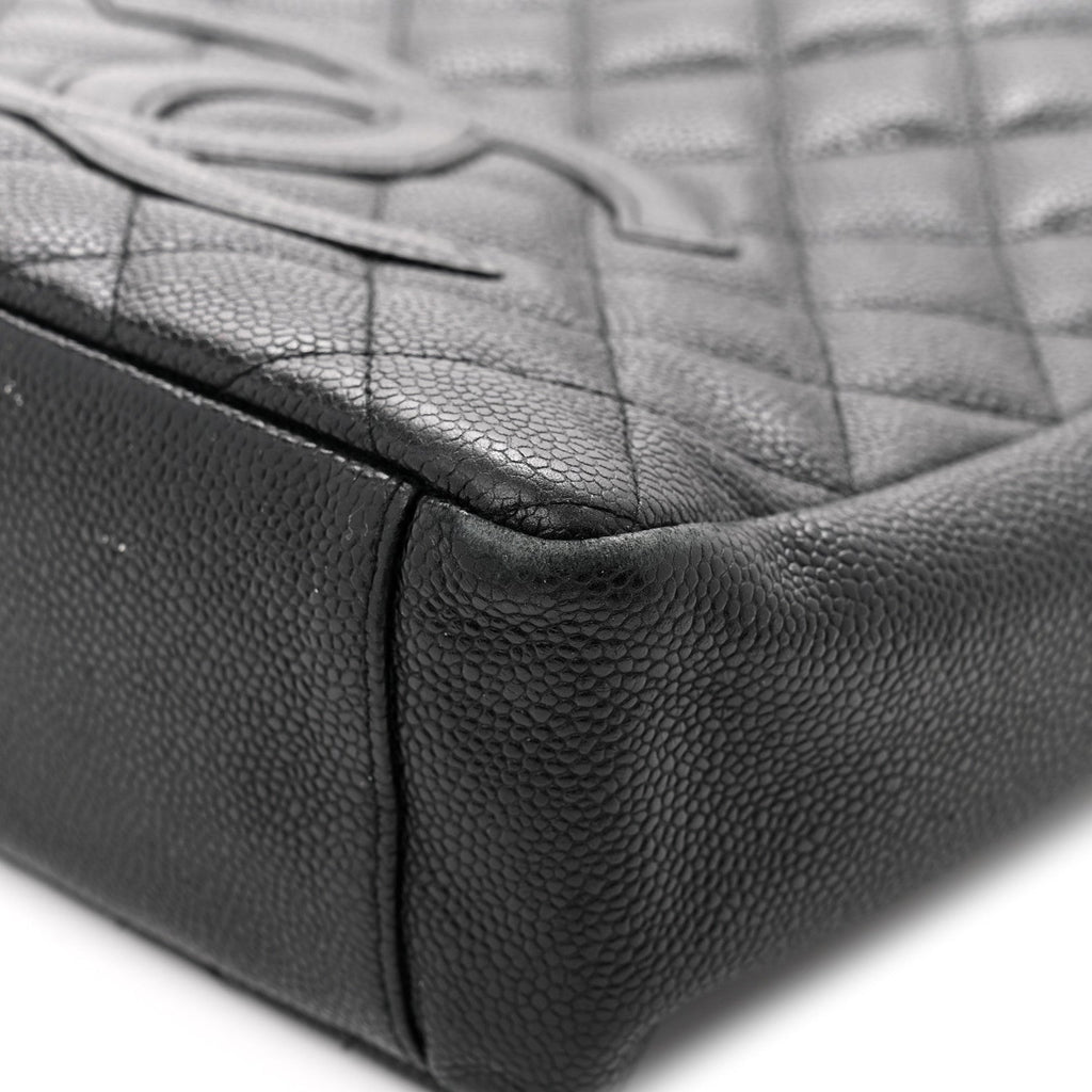 Caviar Quilted Petit Shopping Tote PST Black